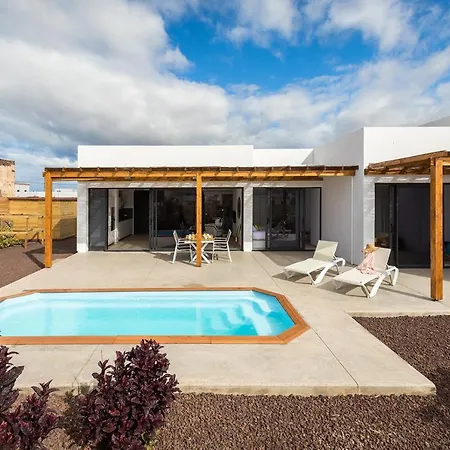 Soco, Heated Pool Villa Lajares